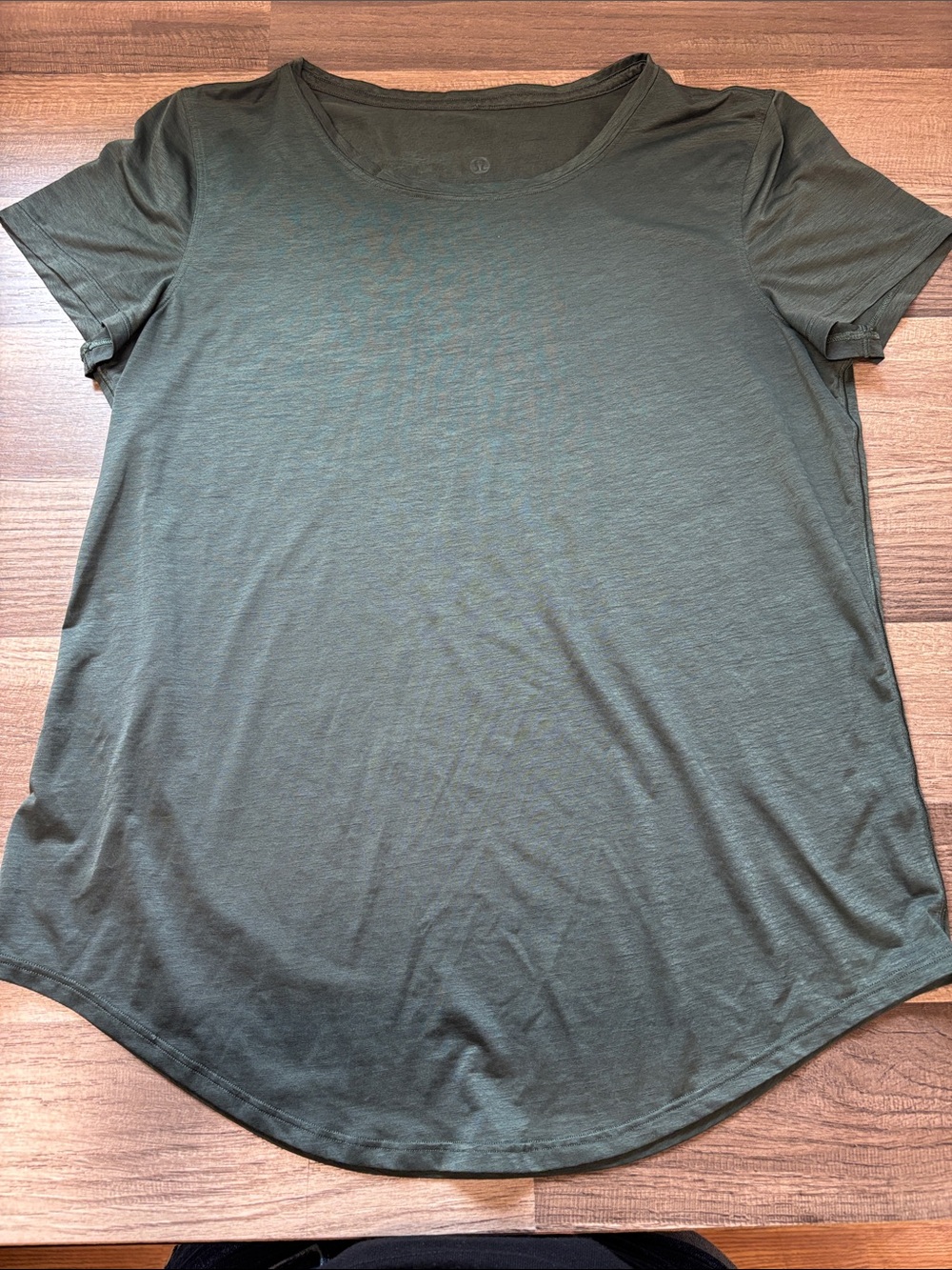 Lululemon short-sleeve t-shirt